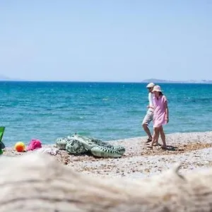 https://la-madonnina-village-resort.it-tuscanyhotel.com