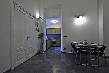 Mr Frills Hotel Rome Guest house