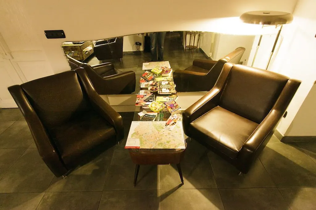 Mr Frills Hotel Rome Italy