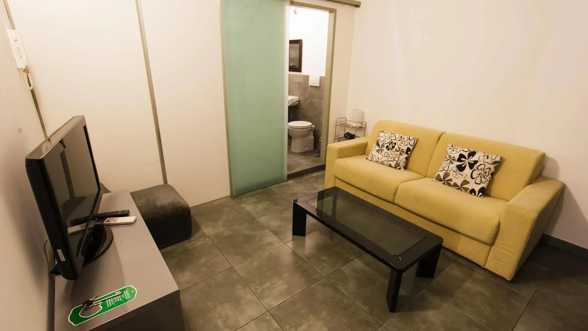 Mr Frills Hotel Rome Guest house