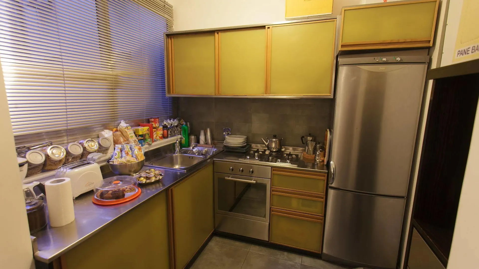 ** Guest house Mr Frills Hotel Rome Italy